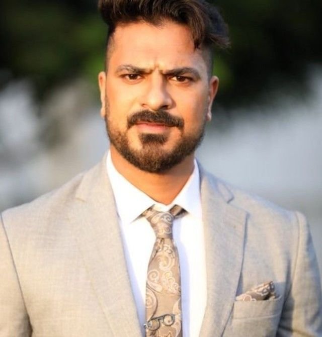 مصطفى أبو سريع